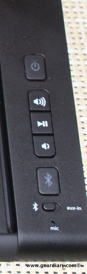 Gear Diary iHome iDM5 Bluetooth Keyboard Speaker System 002