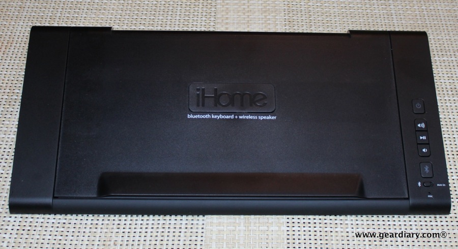 Gear Diary iHome iDM5 Bluetooth Keyboard Speaker System 009